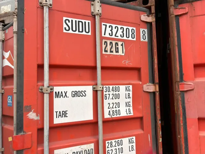 CONTAINER DE 20 USADO A VENDA 6 METROS