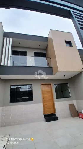 SOBRADOS NOVOS NA VILA RE COM 2 DORMITÓRIOS, UM SUITE E ATÉ 3 VAGAS