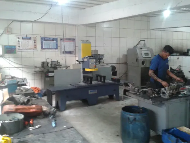 Retífica de Motores, Cabeçotes,e venda de peças virabrequim e Bielas e etc .