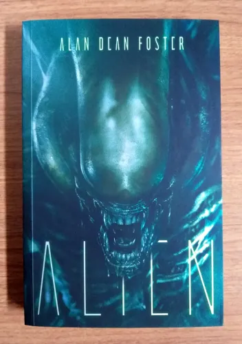 Alien, De Foster, Alan Dean. Editorial Editora Aleph
