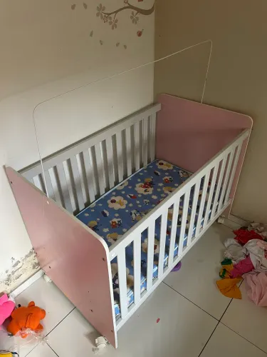 Vendo Berço com Colchão