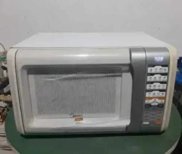 Microondas Midea 25 litros Grill 127 volts Conservado Garantia