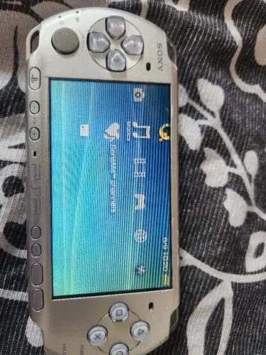 PSP 3001 Silver e Black