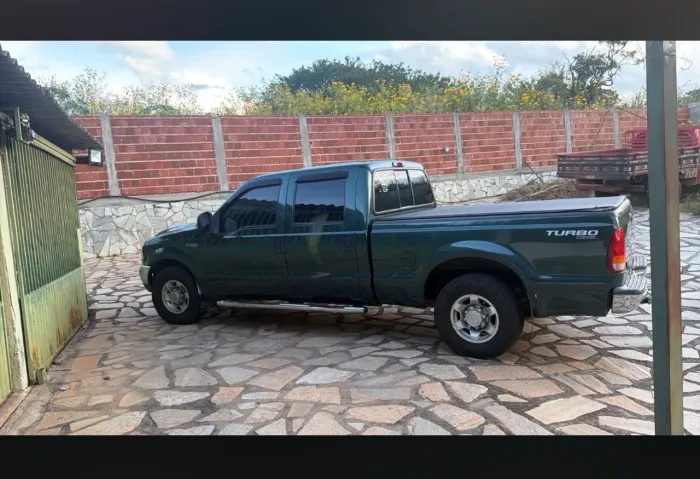 Ford F-250 XLT 4.2 180cv CD TB Diesel 2004