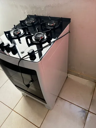 Fogão 4 bocas Dako supreme glass com mesa de vidro e forno 60 L