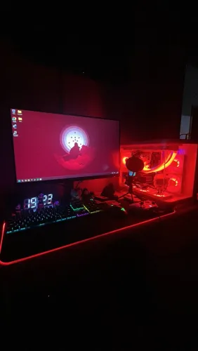 PC GAMER COMPLETO Ryzen 5 + RX 7600 + Monitor 180Hz + Periféricos