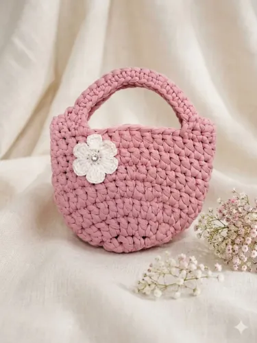 Bolsa Infantil de Crochê Florzinha Rosa