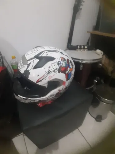 Capacete