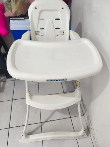 Cadeira de alimentação