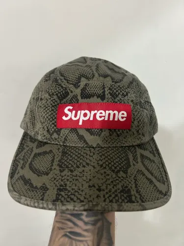 Boné Supreme Washed Chino Twill Camp Snake