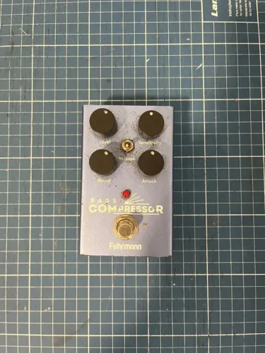 PEDAL BASS COMPRESSOR FUHRMANN - USADO