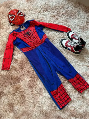Fantasia Homem-aranha 4 anos