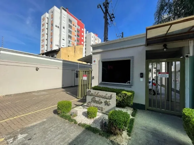 Apartamento com 2 dormitórios para alugar, 42 m² por R$ 2.260/mês - Operário - Novo Hambur