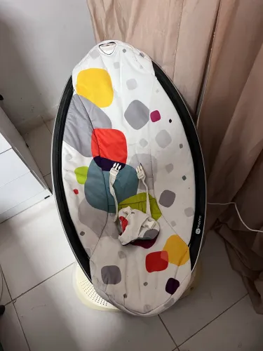Cadeira de balanço 4 moms