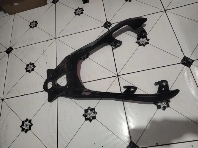 Suporte baú ORIGINAL DA XMAX e BOLHA CURTA FUME