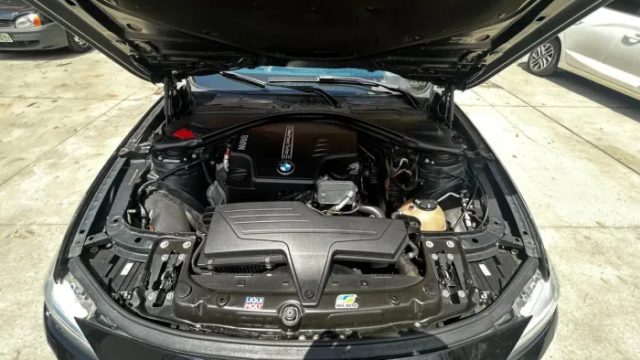 BMW 320I A Modern/sport TB 2.0/a.flex 16V 4P 2013