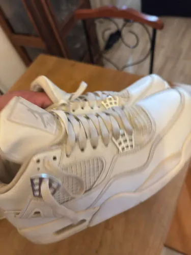 2 pares de tênis Jordan 4 originais!