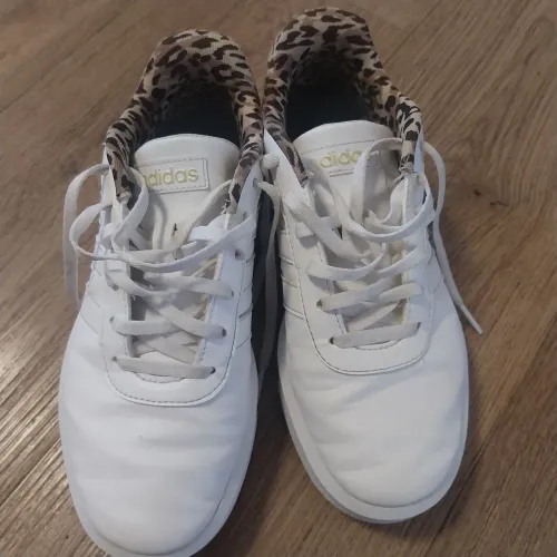 Tênis Adidas Court Platform feminino
