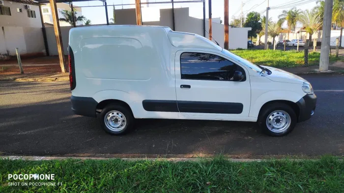Fiat Fiorino Furgão Work. Hard 1.4 Flex 8V 2P 2018