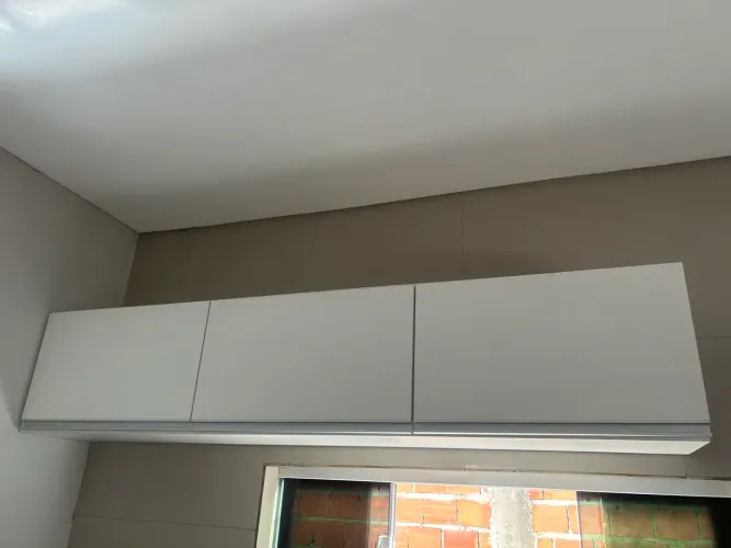 Vendo armário 