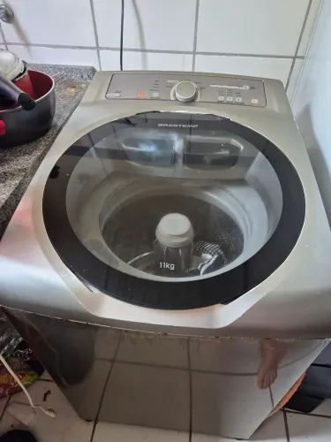 Máquina de lavar roupa Brastemp 11kg 