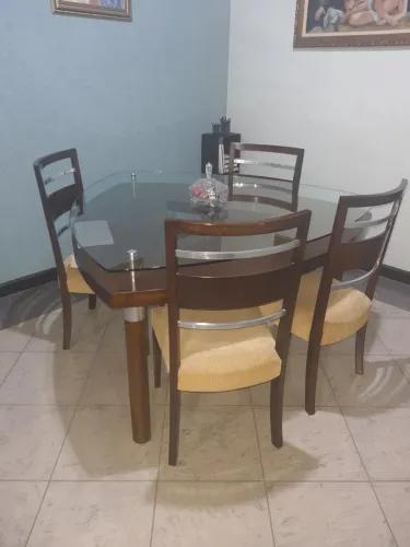 Mesa Triangular Vidro 6 Cadeiras