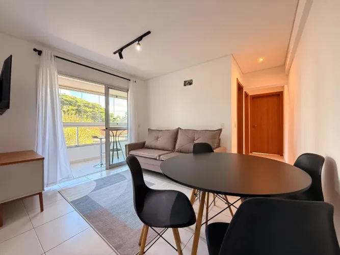 Apartamento para alugar em Maringá, Zona 08, com 2 quartos, com 54.98 m², Residencial Real
