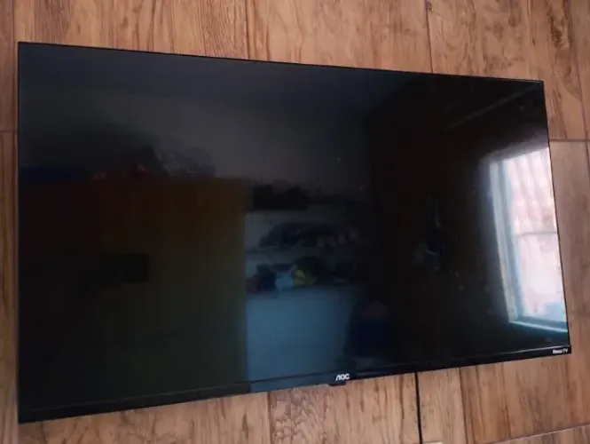 SMART TV 40? AOC ROKU TV FULL HD - APENAS 2 MESES DE USO!