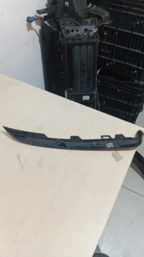 Moldura Farol Logan Sandero 2015 A 2018 Esquerdo