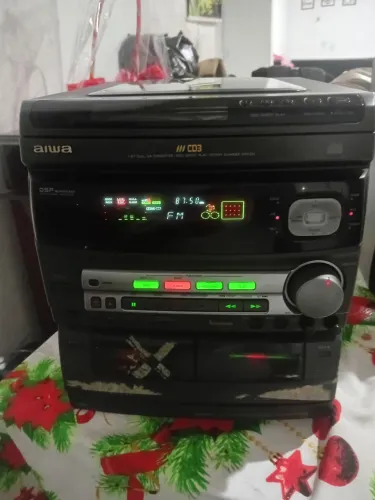 Aiwa NSX-V900 no estado