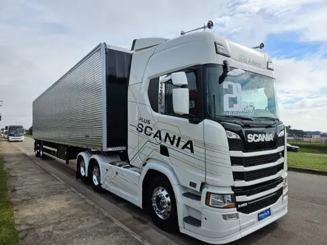 Scania R450 6x2 Ano 21 Euro 5 Automático Roda Alumínio Carreta Baú 2 Eixos Nostra Ano 2027