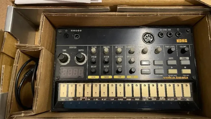 Drum Machine - Korg Volca Beats