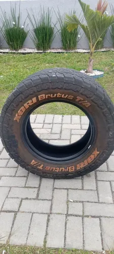 4 pneus para caminhonete 