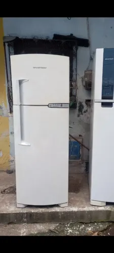 Geladeira Brastemp Frost Free funcionando perfeitamente toda boa.