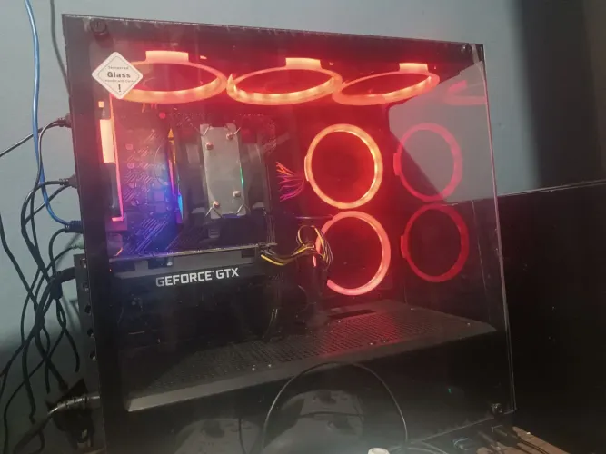 Estou me desapegando do Pc vendo ou troco!!
