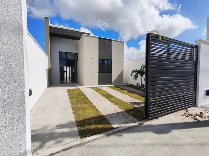 Vendo casa de 3/4 sendo uma suíte no sim