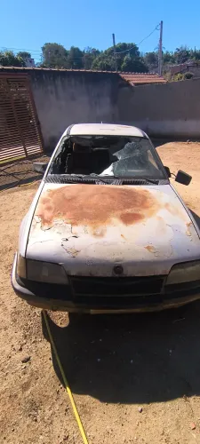 Kadett para retirada de peças