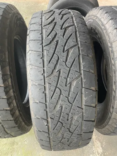4 pneus Bridgestone - 265/70/16 