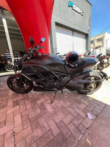 Ducati Diavel 1198