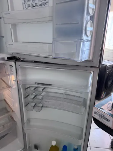 Geladeira GE Frost Free Duplex - Aproximadamente 380L - Funcionando Perfeitamente