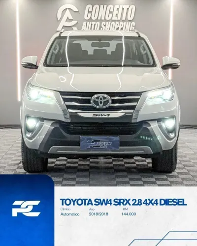 Toyota Hilux SW4 SRX 4X4 2.8 TDI 16V Dies. Aut. 2018