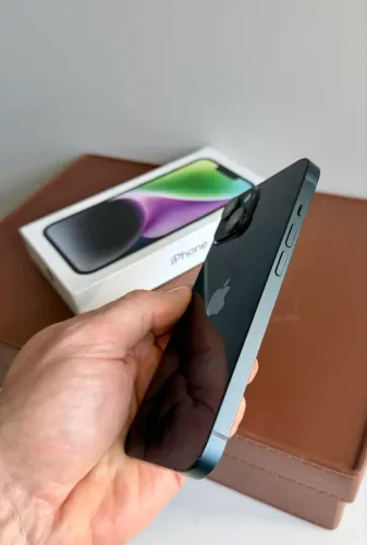 iPhone 14 128gb (quebrado - leia o anúncio)