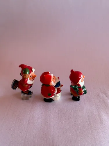 Kit 3 Bonecos Natal Kinder Ovo Papai Noel Colecionáveis Originais