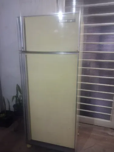 Geladeira 440 litros