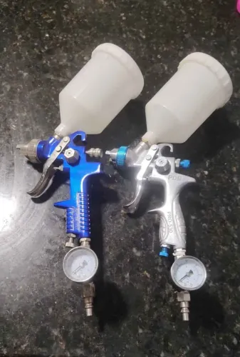 Vendo duas pistolas de pinturas automotivas profissionais