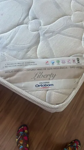 DESAPEGO CAMA BOX QUEEN SIZE