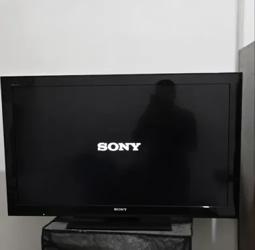 Tv 42 polegadas em ótimo estado com conversor 