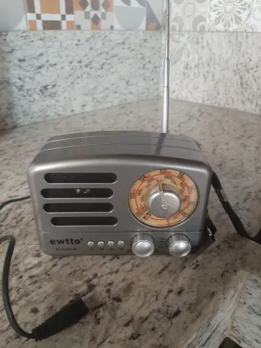 Rádio AM/FM/USB/Cartão de Memoria