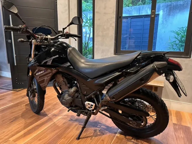 Yamaha XT 660R Preta