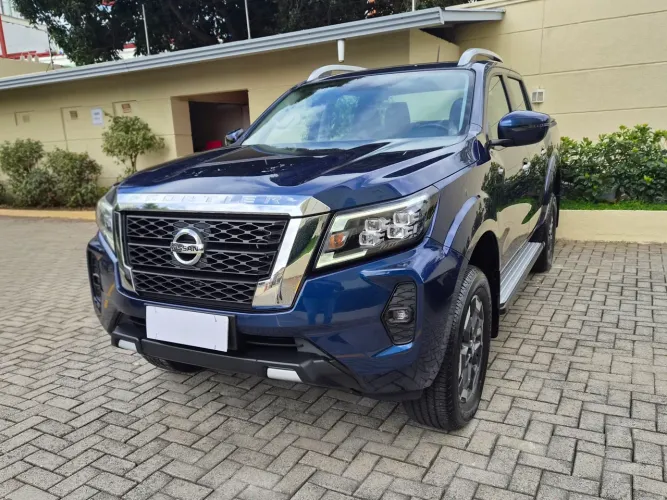 Nissan Frontier XE CD 4X4 2.3 Bi-TB Diesel Aut. 2023